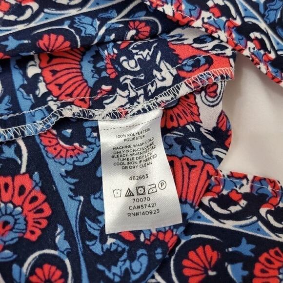 Loft Pleated Pink Floral Peasant Top Petite - Picture 6 of 6